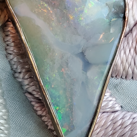 FABULOUS OPAL PENDANT NECKLACE. OH MY GOODNESS!!! Sterling Opal Necklace - Picture 8 of 14